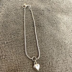 7inch silver dangle heart bracelet